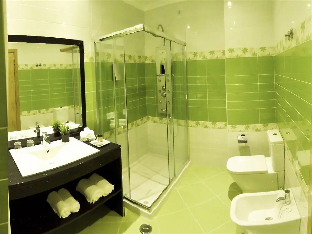 Vila Nova Guesthouse Lisboa 3*,